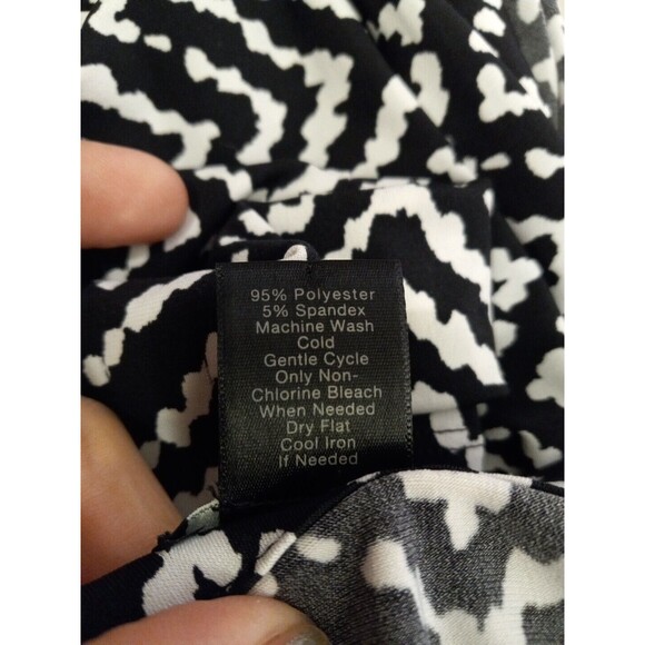 Ann‎ Taylor Women Black/white Chevron Button Down Collared  Dress Size Small - Picture 8 of 8